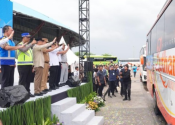 Korlantas Polri Dampingi Pelepasan Mudik Gratis Natal 2025 dan Tahun Baru 2026